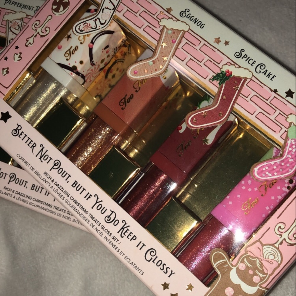 Too faced lip gloss set